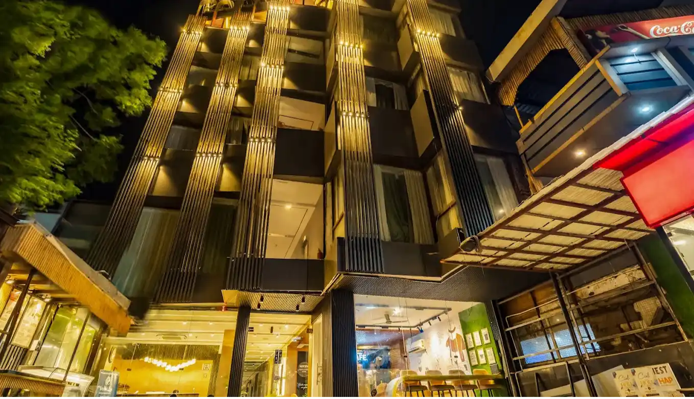 Hotel SK International